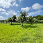 Hébergement de vacances Maison Normande Avec Grand Jardin Proche De La Et De Paris *
