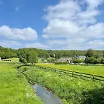 Hébergement de vacances Maison Normande Avec Grand Jardin Proche De La Et De Paris