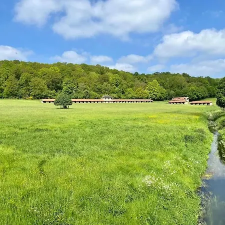Maison Normande Avec Grand Jardin Proche De La Et De Paris * Beaumont-le-Roger